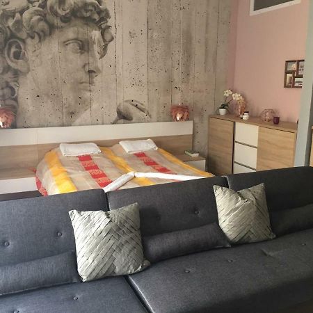 Hunyadi Apartman Szekszárd Екстериор снимка