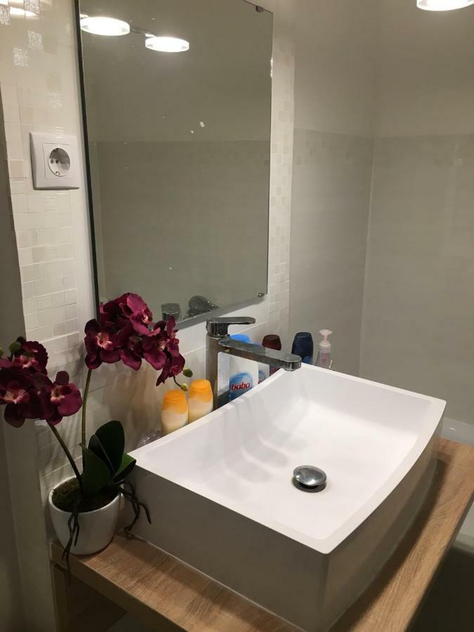 Hunyadi Apartman Szekszárd Екстериор снимка