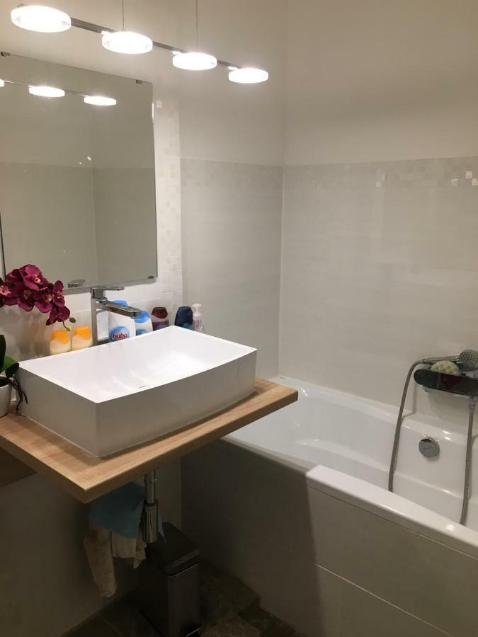 Hunyadi Apartman Szekszárd Екстериор снимка