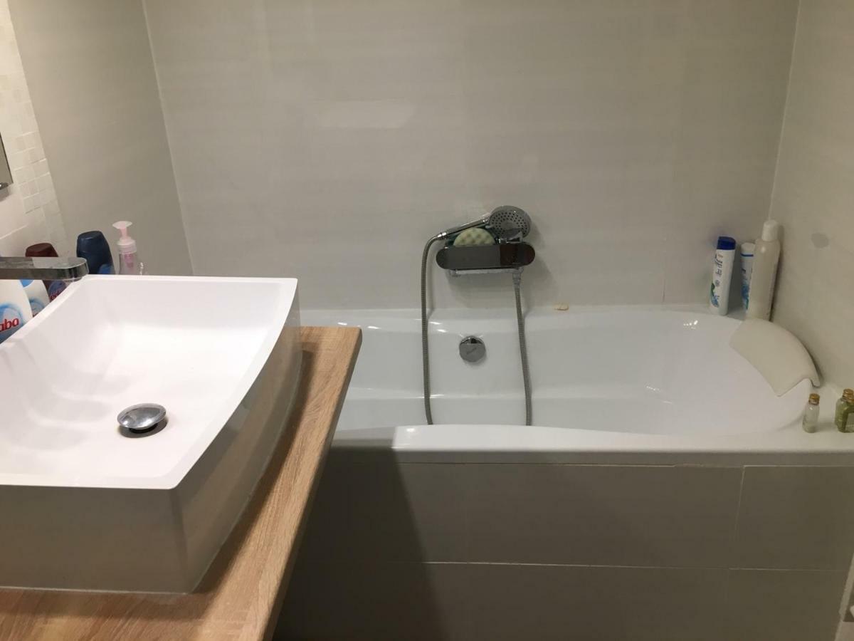 Hunyadi Apartman Szekszárd Екстериор снимка